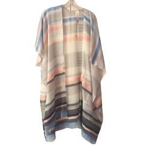 Francesca’s NWT Ruana Whisper Weight Summer Cover-Up